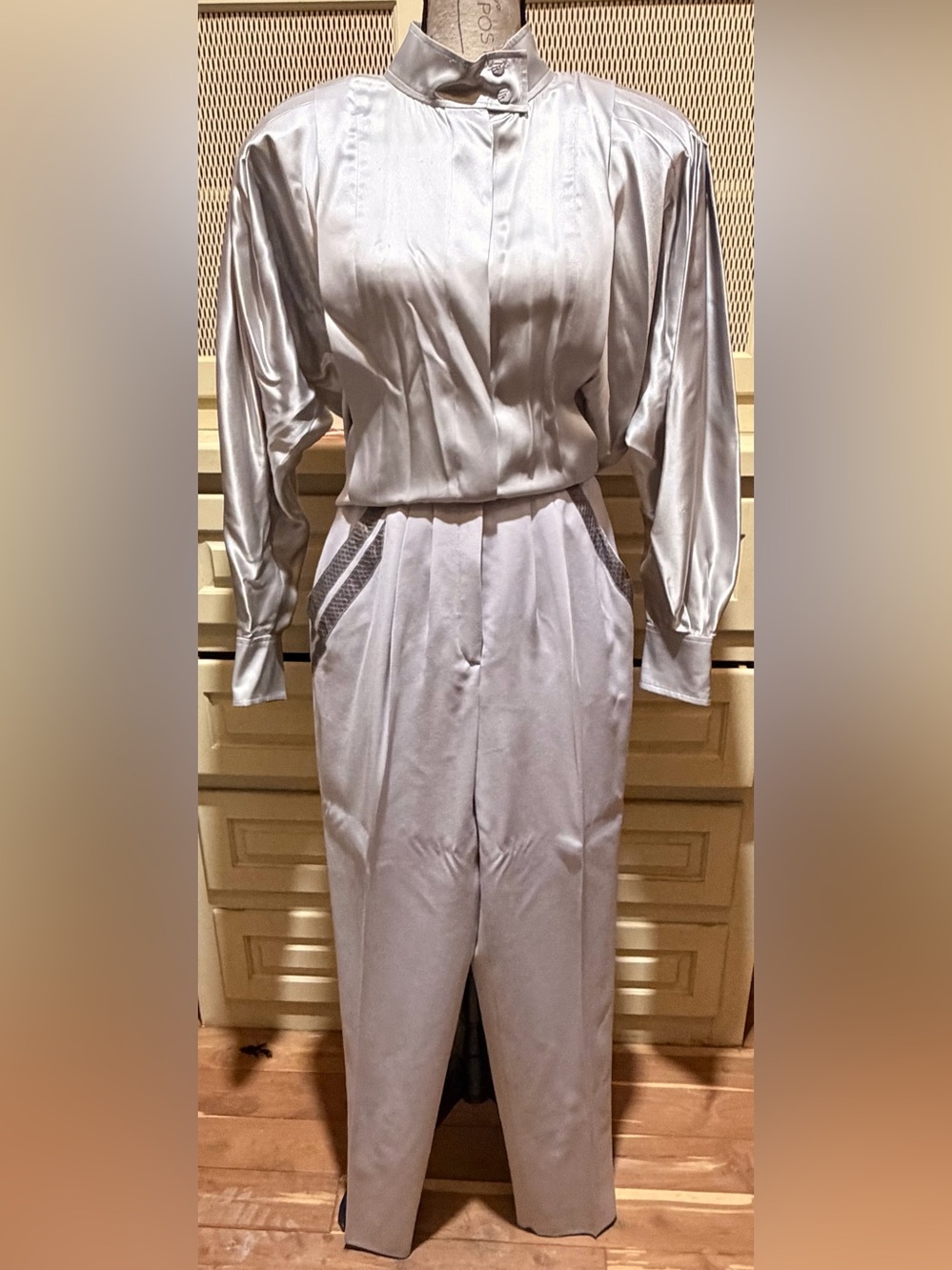 NWT Vintage 80s Dino Valiano Satin 2-Piece Pant Set Lilly Dodson Snakeskin